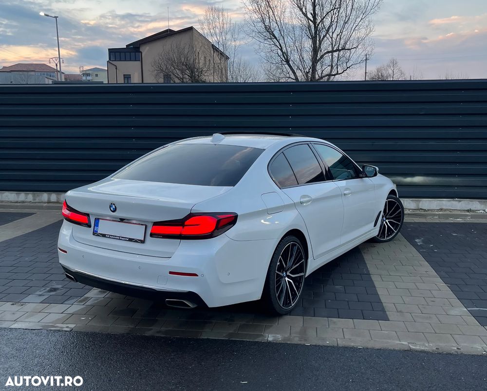 BMW Seria 5 540d xDrive Aut. Luxury Line - 2