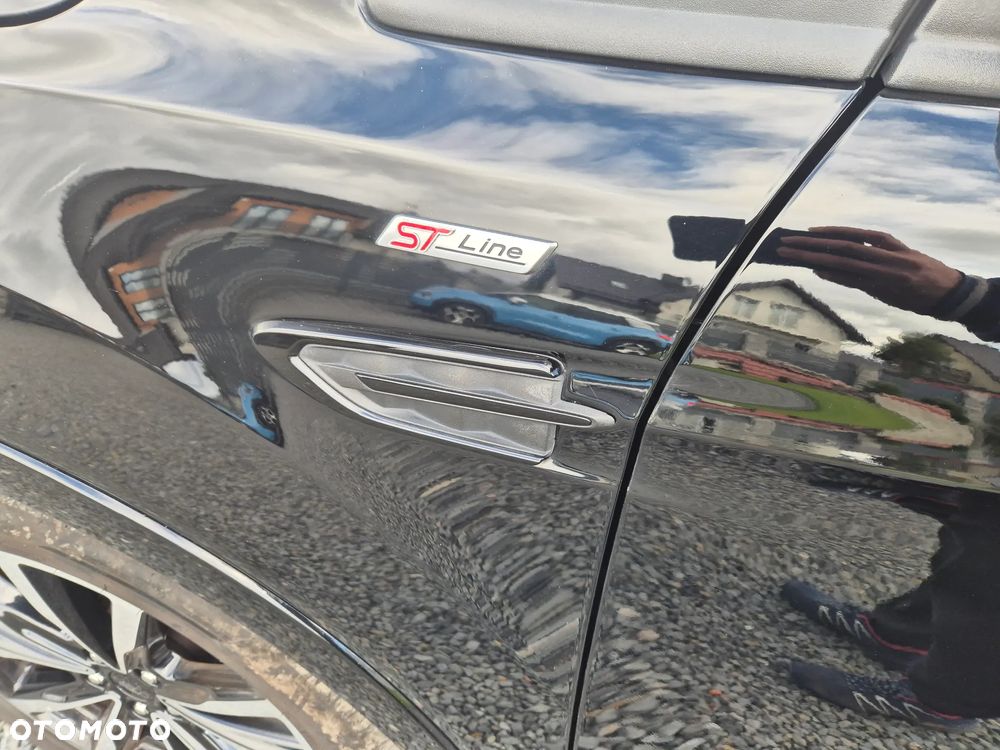 Ford Kuga 1.5 EcoBoost 2x4 ST-Line - 38