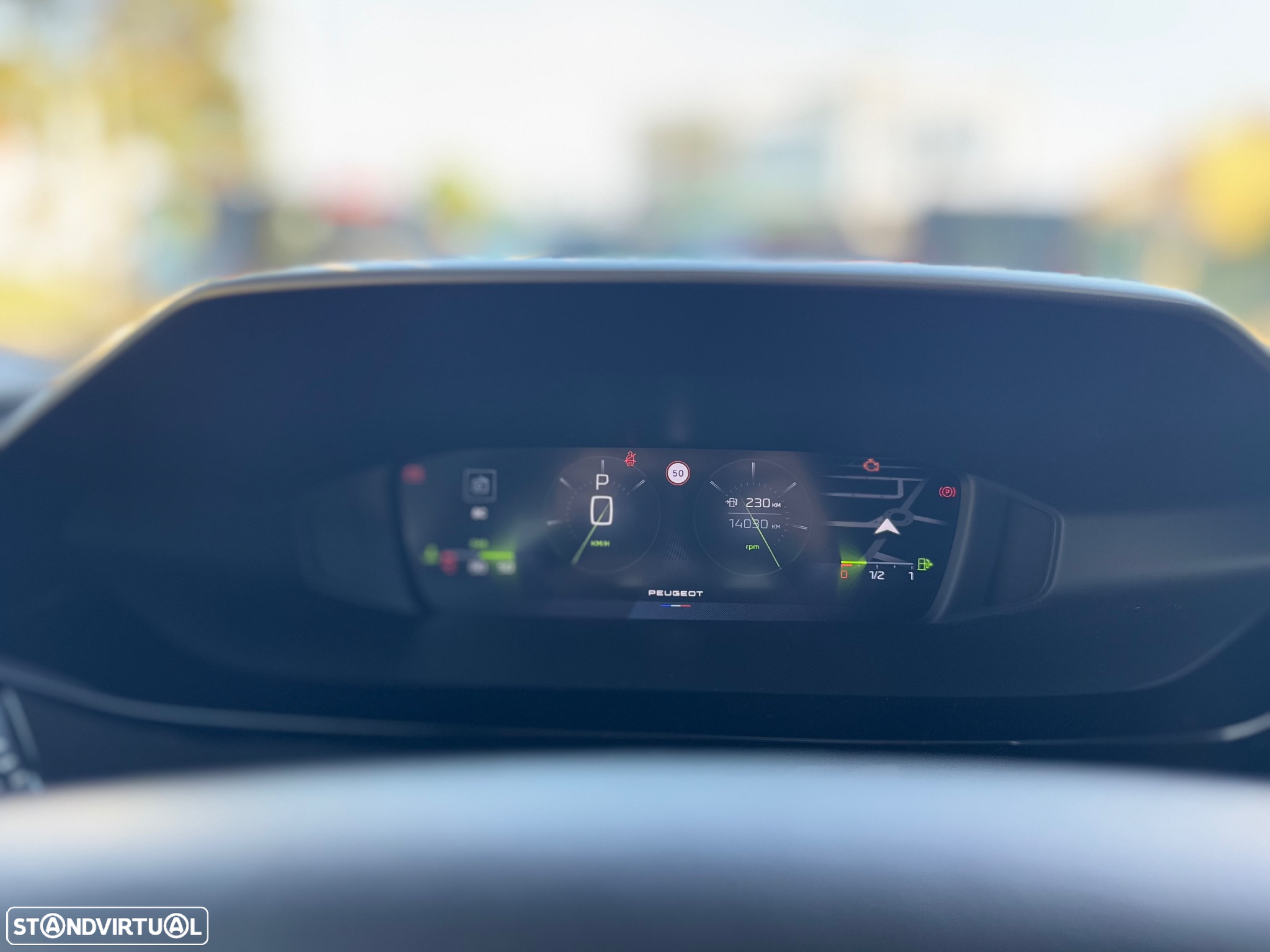 Peugeot 408 1.2 PureTech Allure Pack EAT8 - 24