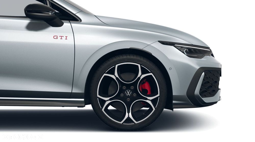 Volkswagen Golf - 8