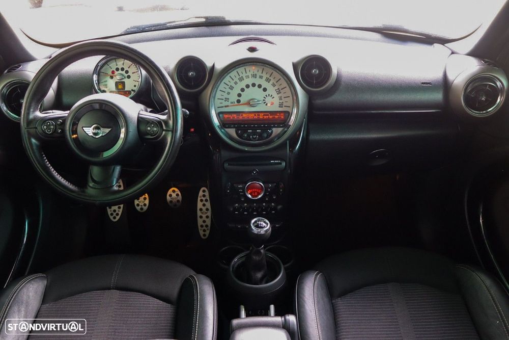 MINI Countryman Cooper D ALL4 - 14