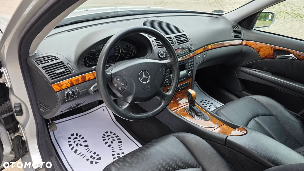 Mercedes-Benz Klasa E - 12