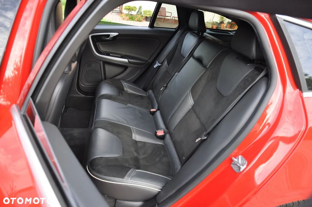 Volvo V60 - 23