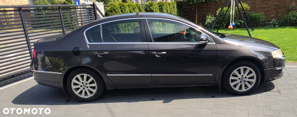 Volkswagen Passat 2.0 FSI Comfortline - 9