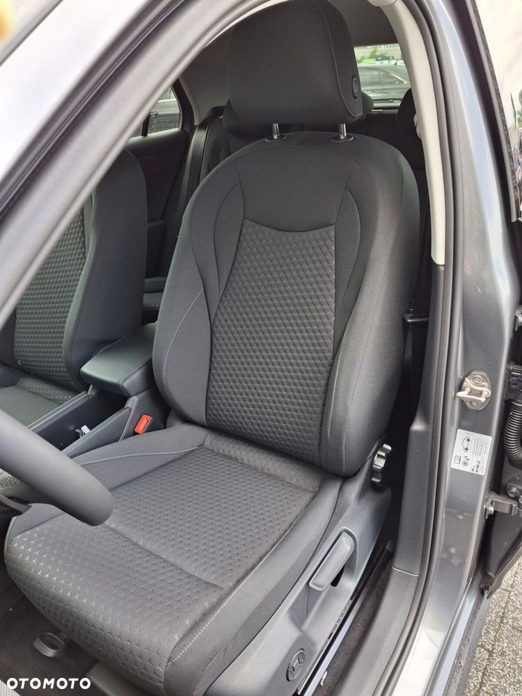 Volkswagen T-Roc 1.5 eTSI Life DSG - 12