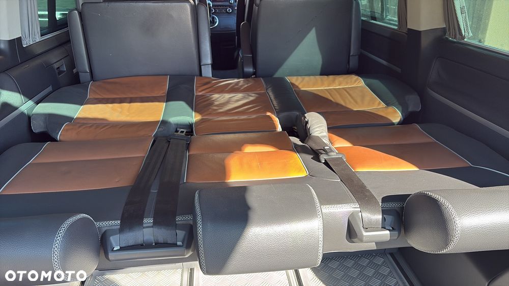 Volkswagen Multivan - 26