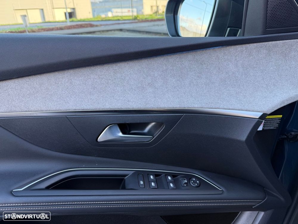 Peugeot 3008 1.2 Hybrid GT e-DCS6 - 10