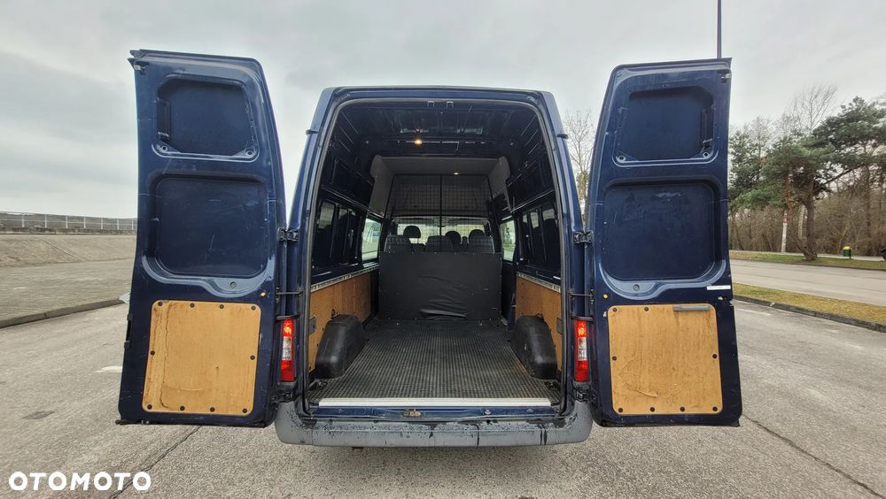 Ford Transit - 19