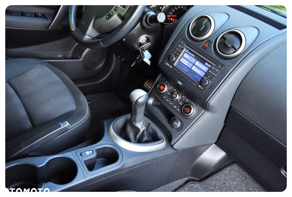 Nissan Qashqai 1.6 360 - 21