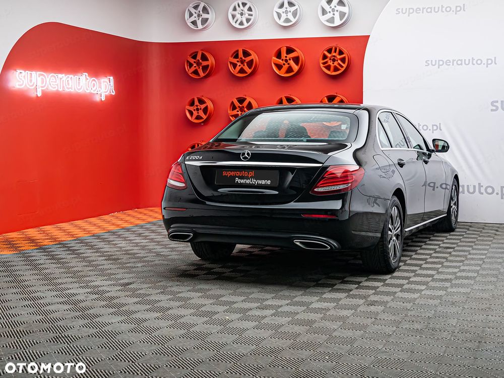 Mercedes-Benz Klasa E - 7