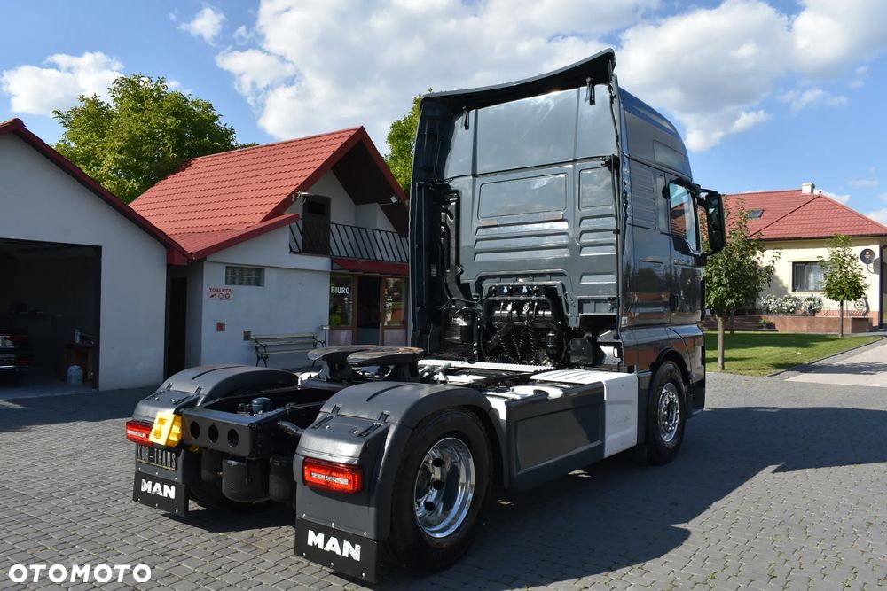 MAN TGX 18.510 // FULL LED  // 6X NOWE OPONY // NAVI // RETARDER // ALUFELFI ALCOA // ZABUDOWY MIĘDZYOSIOWE // SUBOFER // KLIMA POSTOJOWA // XENON // MAXX // - 8