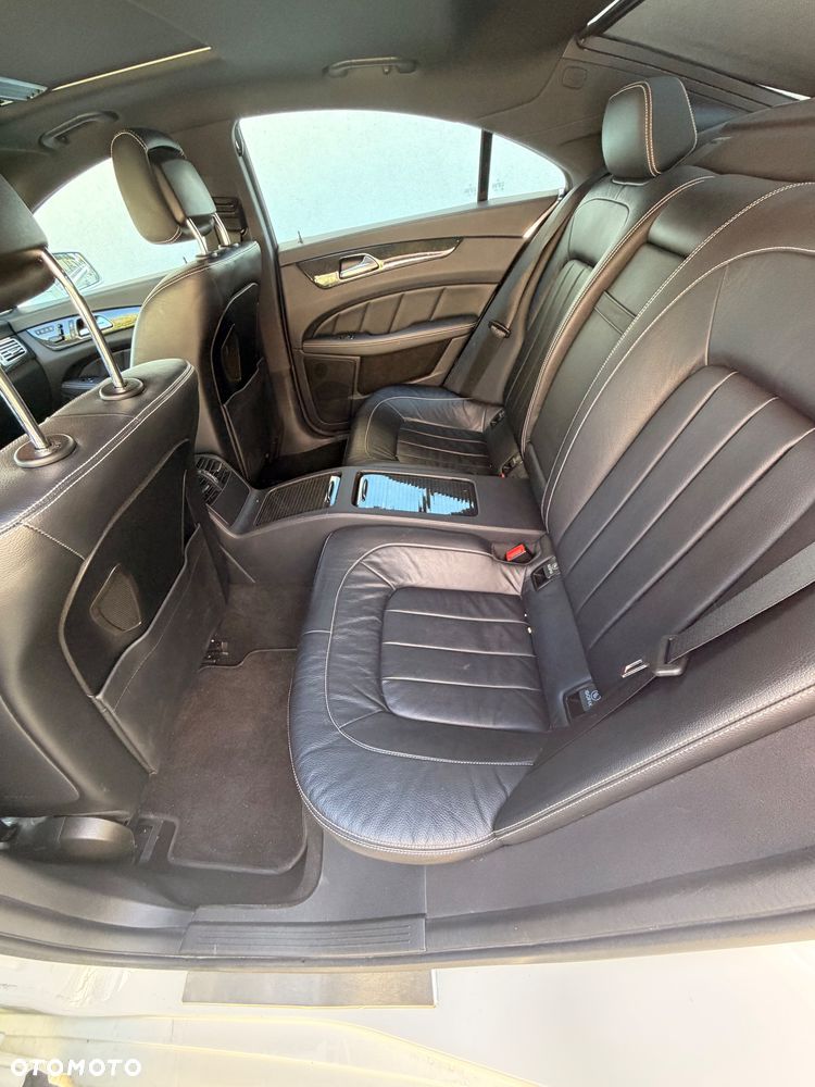 Mercedes-Benz CLS - 14