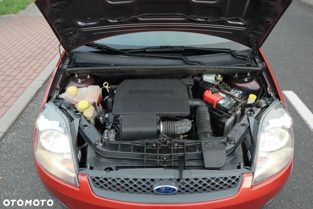 Ford Fiesta - 33
