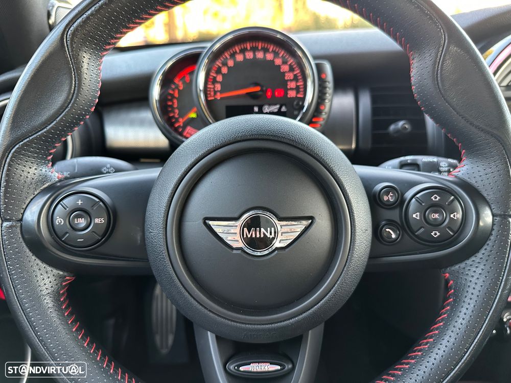 MINI 5 Portas Cooper SD - 24
