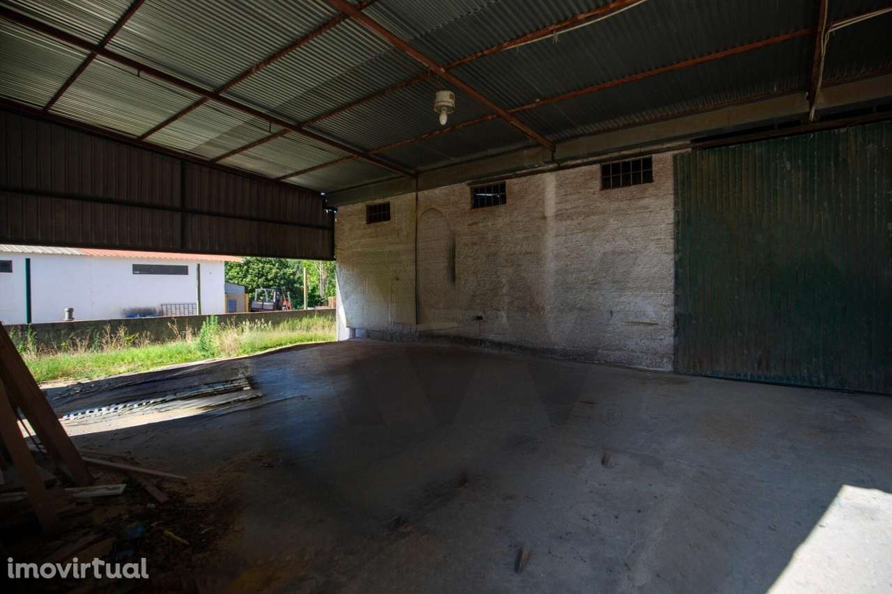 OPORTUNIDADE  | Investimento Industrial com Espaço e Expansão | A 1h d - Grande imagem: 4/20