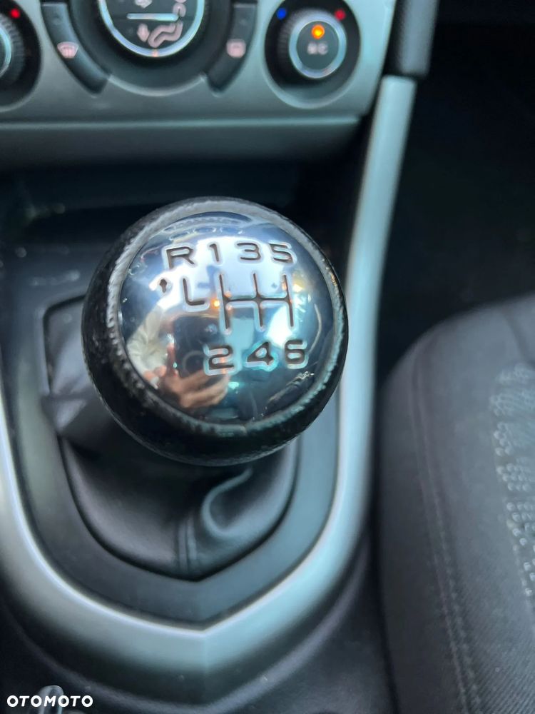 Peugeot 308 2.0 HDi Premium - 6