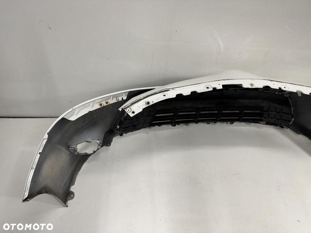 Zderzak przód  Toyota Verso Lift  52119-0f120 - 4