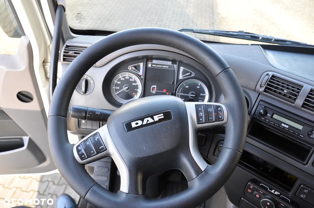 DAF CF 370 6x2 - 12
