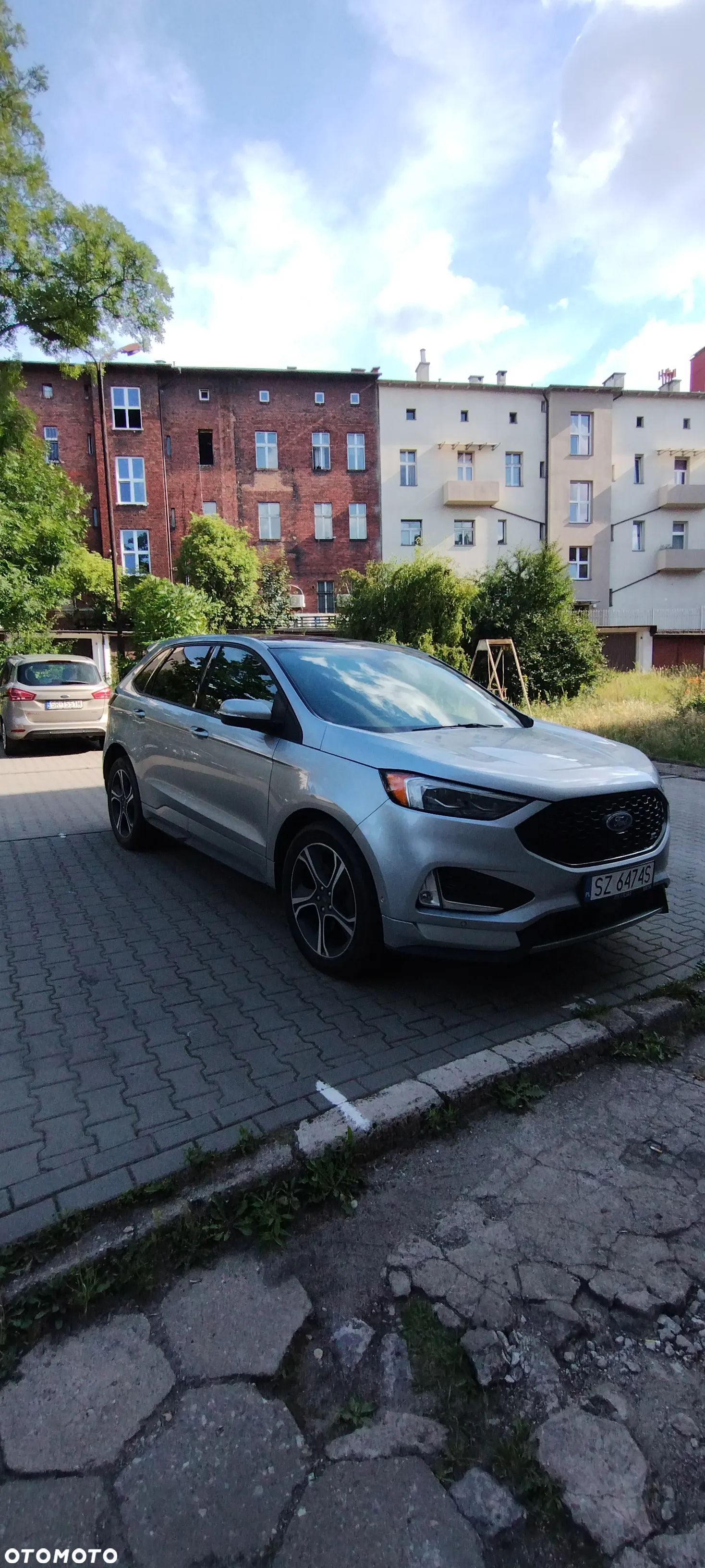 Ford Edge - 11