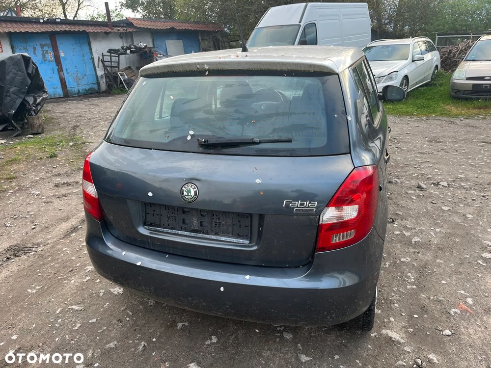 Skoda Fabia - 6