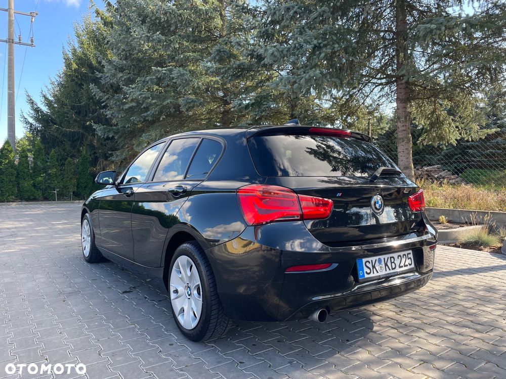 BMW Seria 1 118i - 6