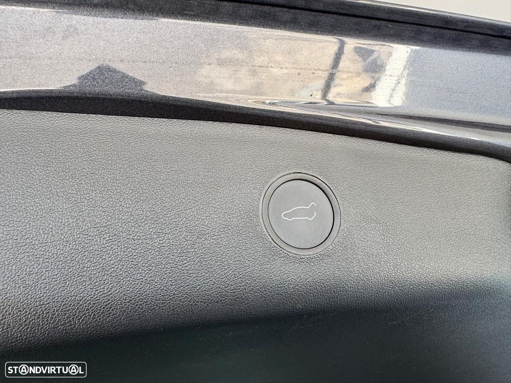 Tesla Model 3 Performance Dual Motor AWD - 23