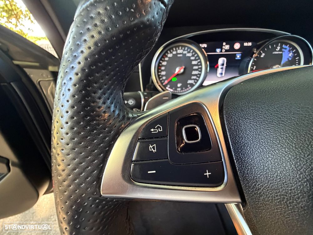 Mercedes-Benz E 220 d 9G-TRONIC AMG Line - 30