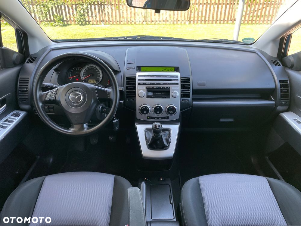 Mazda 5 - 5