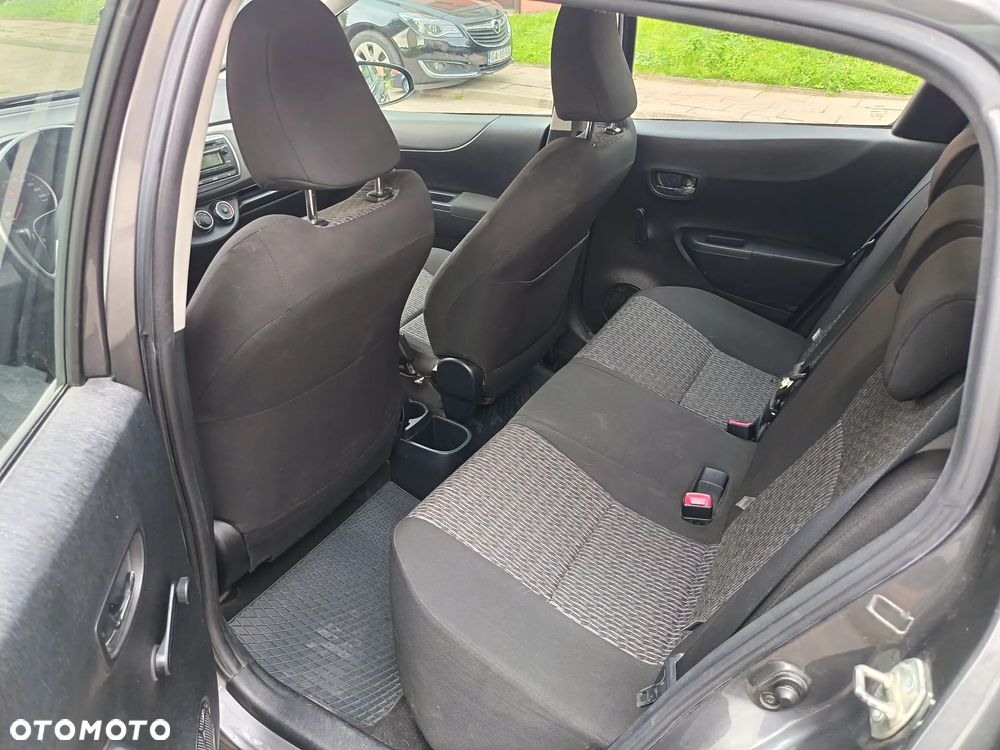 Toyota Yaris 1.4 D-4D Active - 8