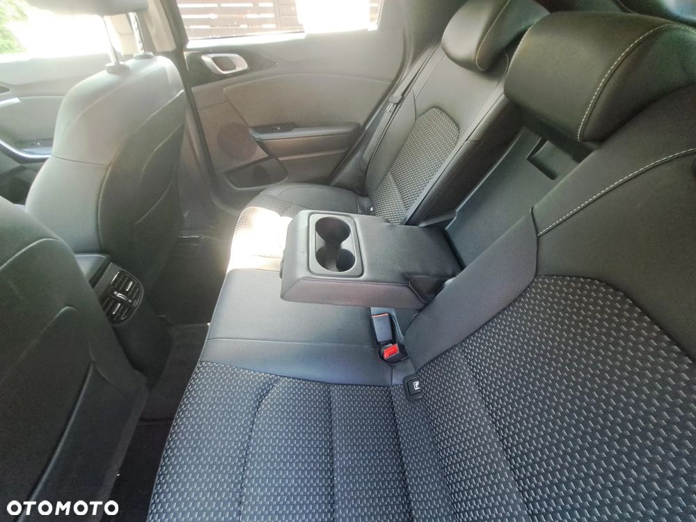 Kia XCeed 1.6 T-GDI L Business Line DCT - 8
