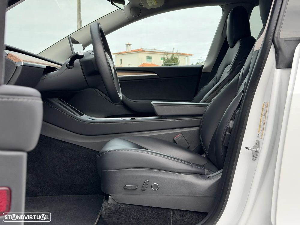 Tesla Model Y Long Range Tração Integral - 10