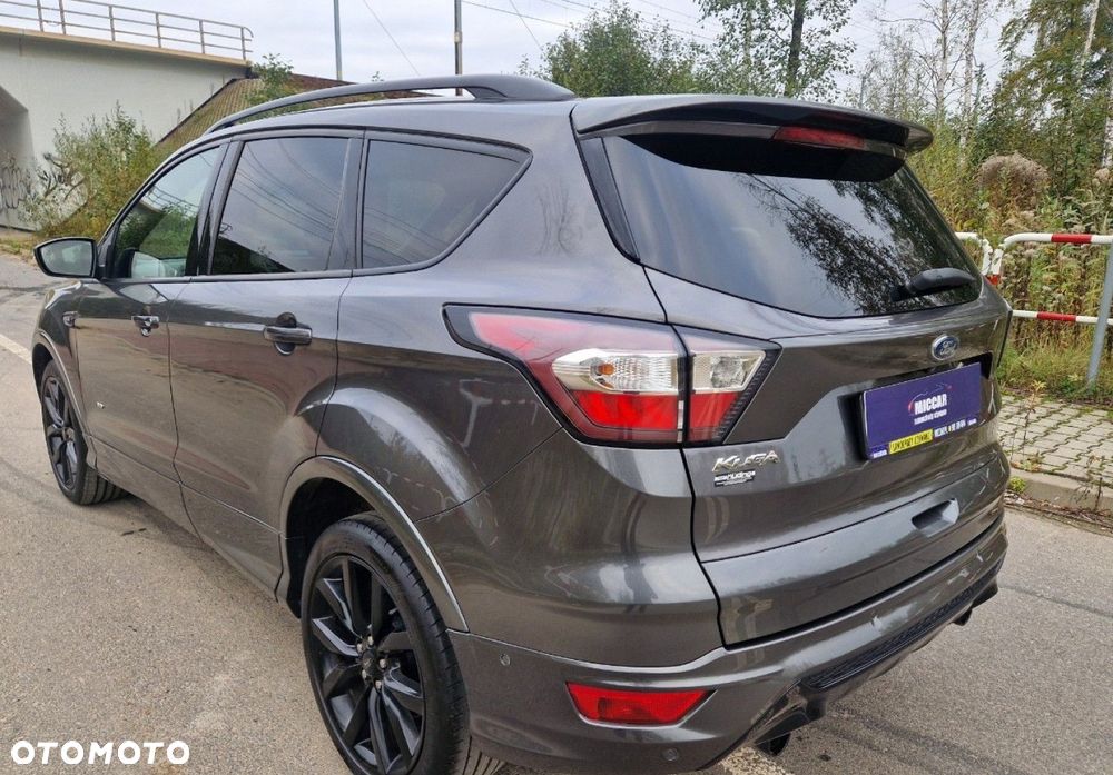 Ford Kuga 2.0 TDCi 4x4 ST-Line - 6