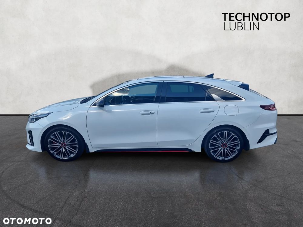 Kia ProCeed - 9