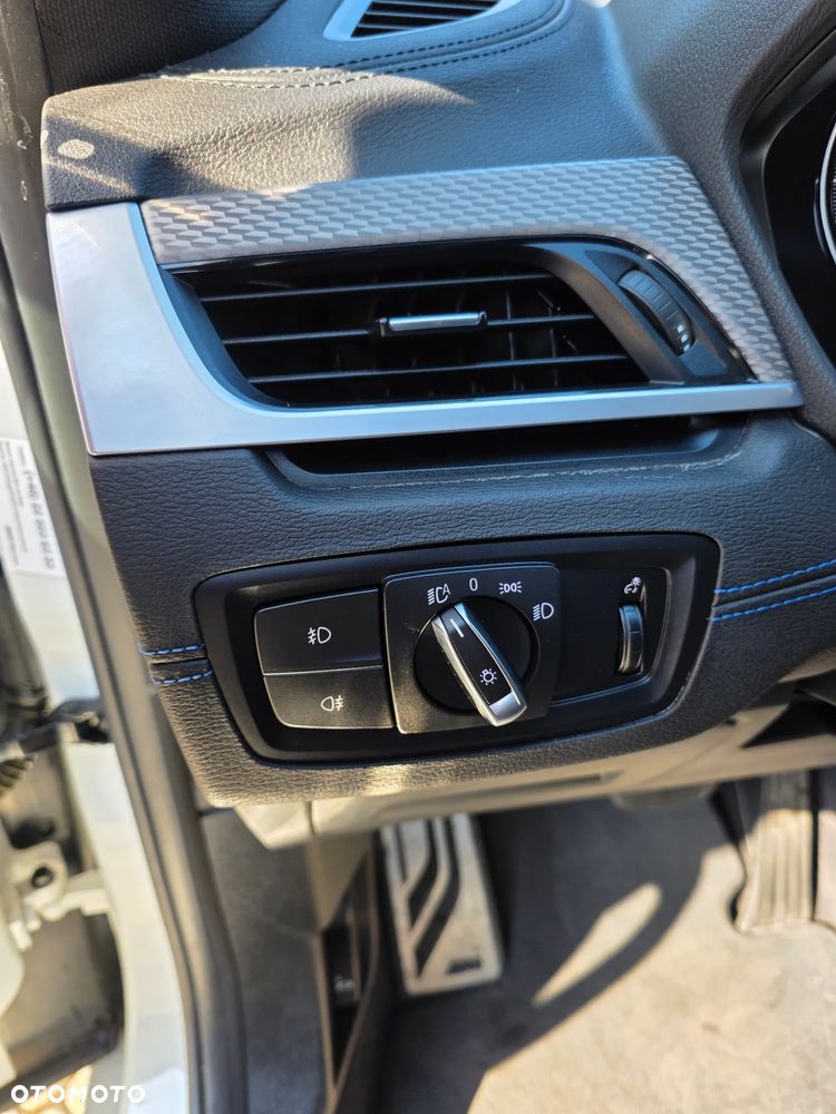 BMW X2 sDrive18i - 18