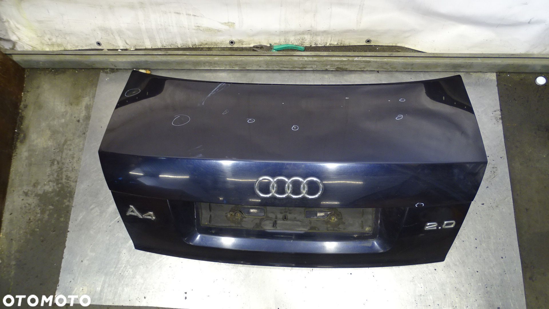 KLAPA TYŁ BAGAŻNIKA AUDI A4 B6 2.0 - 1