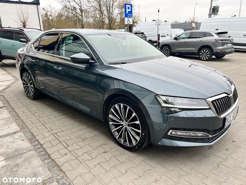 Skoda Superb 2.0 TDI SCR 4x4 Style DSG - 10