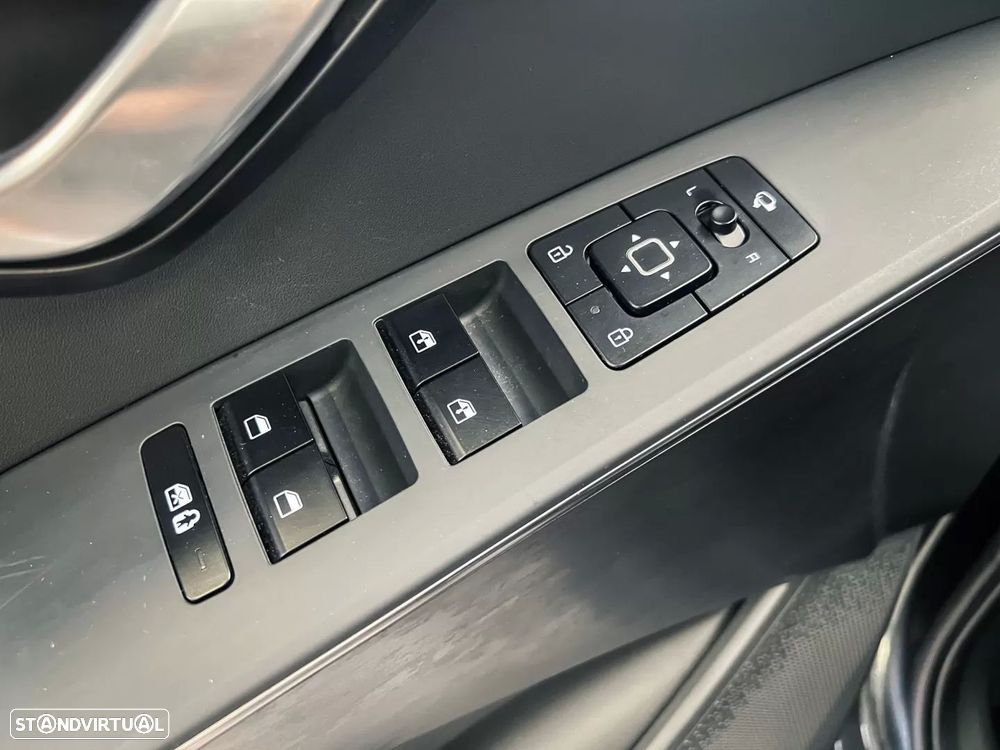 Kia Niro EV 64kWh Tech - 12