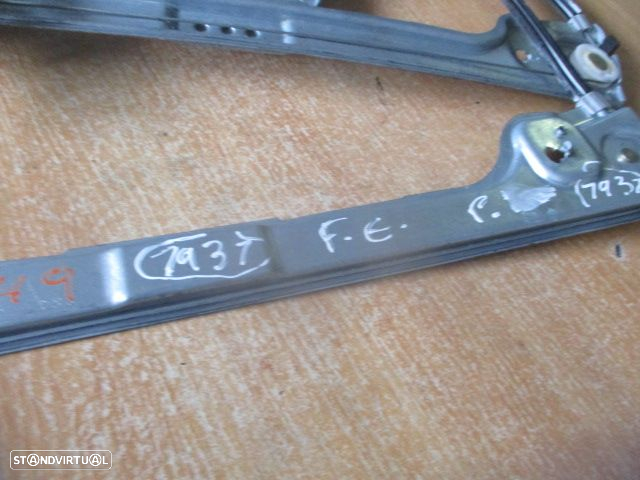 Elevador Sem Motor 9648051880 PEUGEOT 1007 2005 1.4I 75CV 3P VERDE FE PEUGEOT 1007 2005 1.4HDI 70CV 3P VERMELHO FE - 2