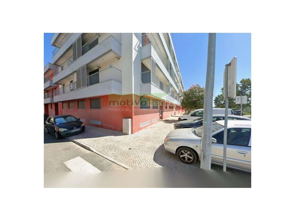 T2 em Alhos Vedros, Moita com Arrecadação. Excelente Oportunidade - Grande imagem: 4/4