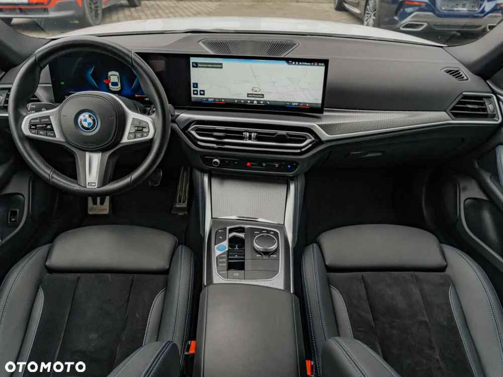 BMW i4 - 8