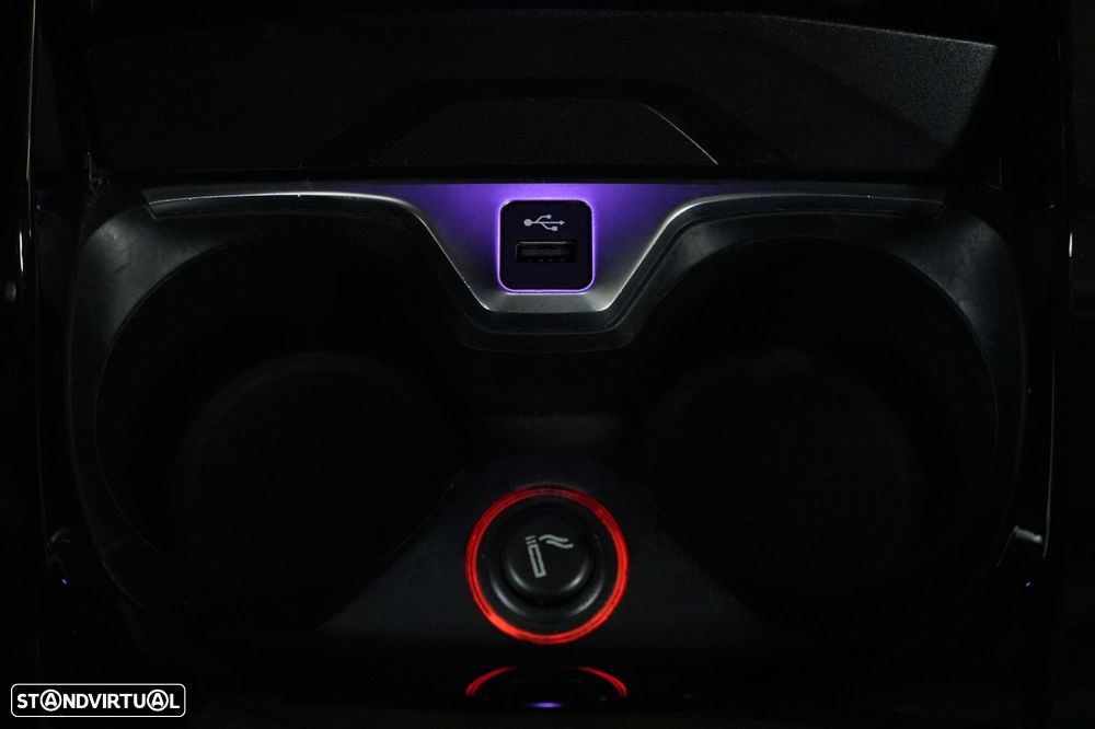BMW 116 d Pack Desportivo M Auto - 29