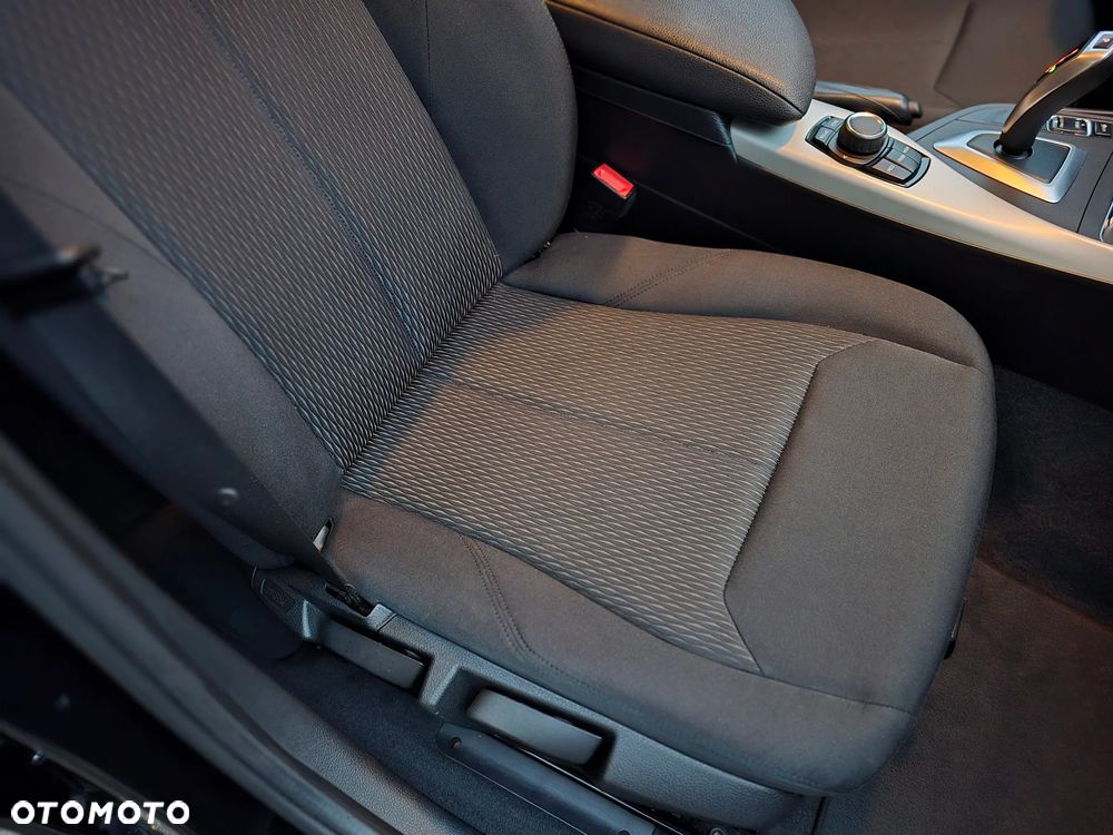 BMW Seria 1 118i Business Edition - 33