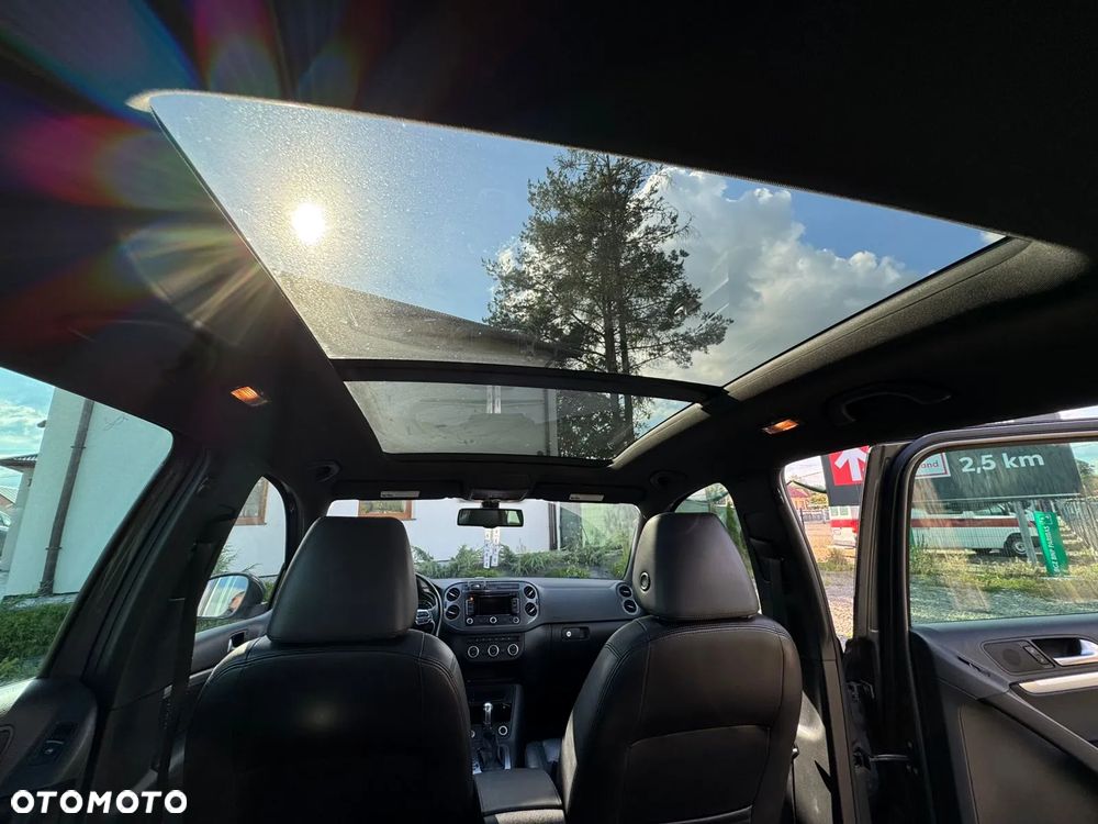 Volkswagen Tiguan - 12