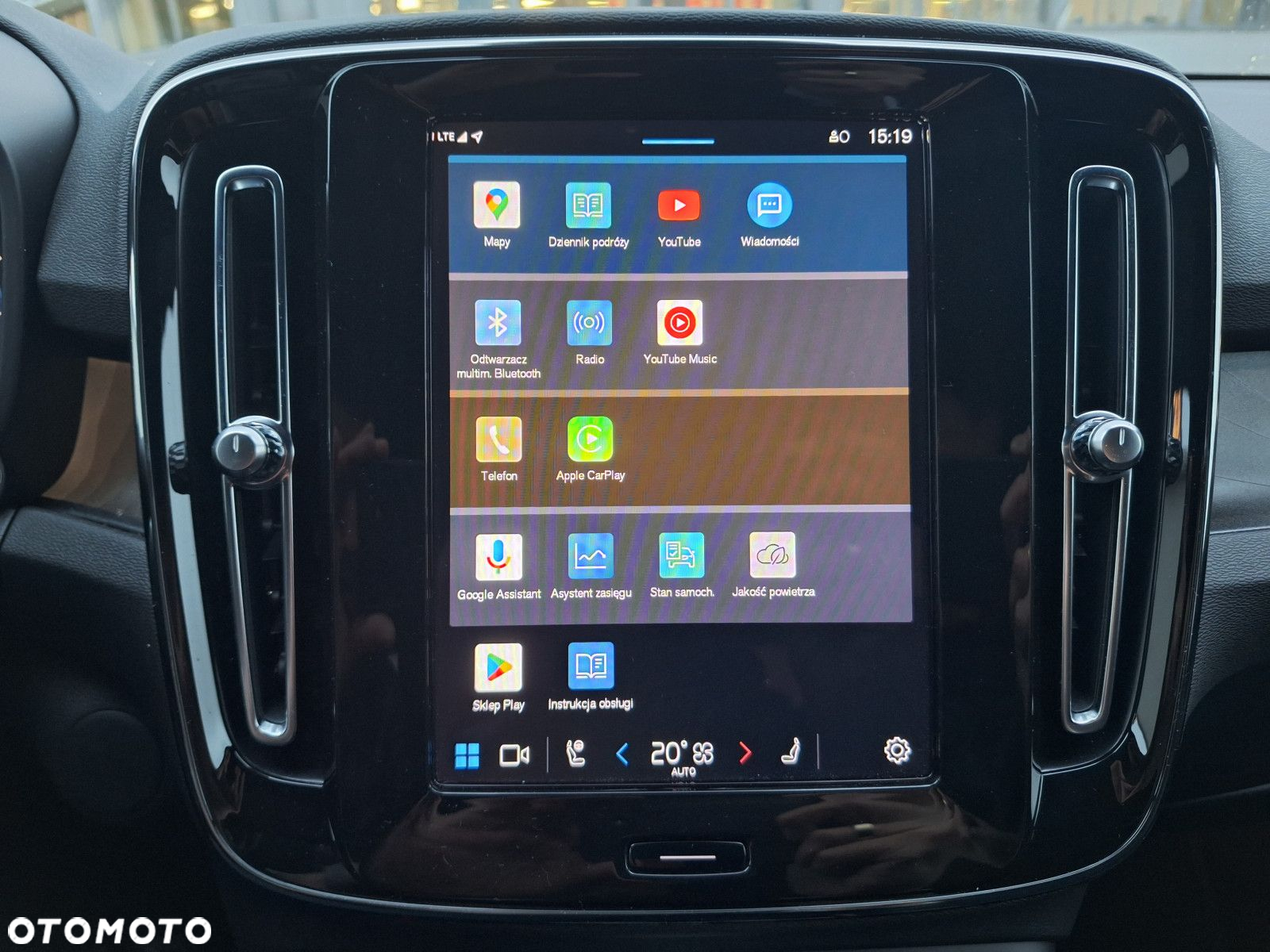 Volvo XC 40 - 21