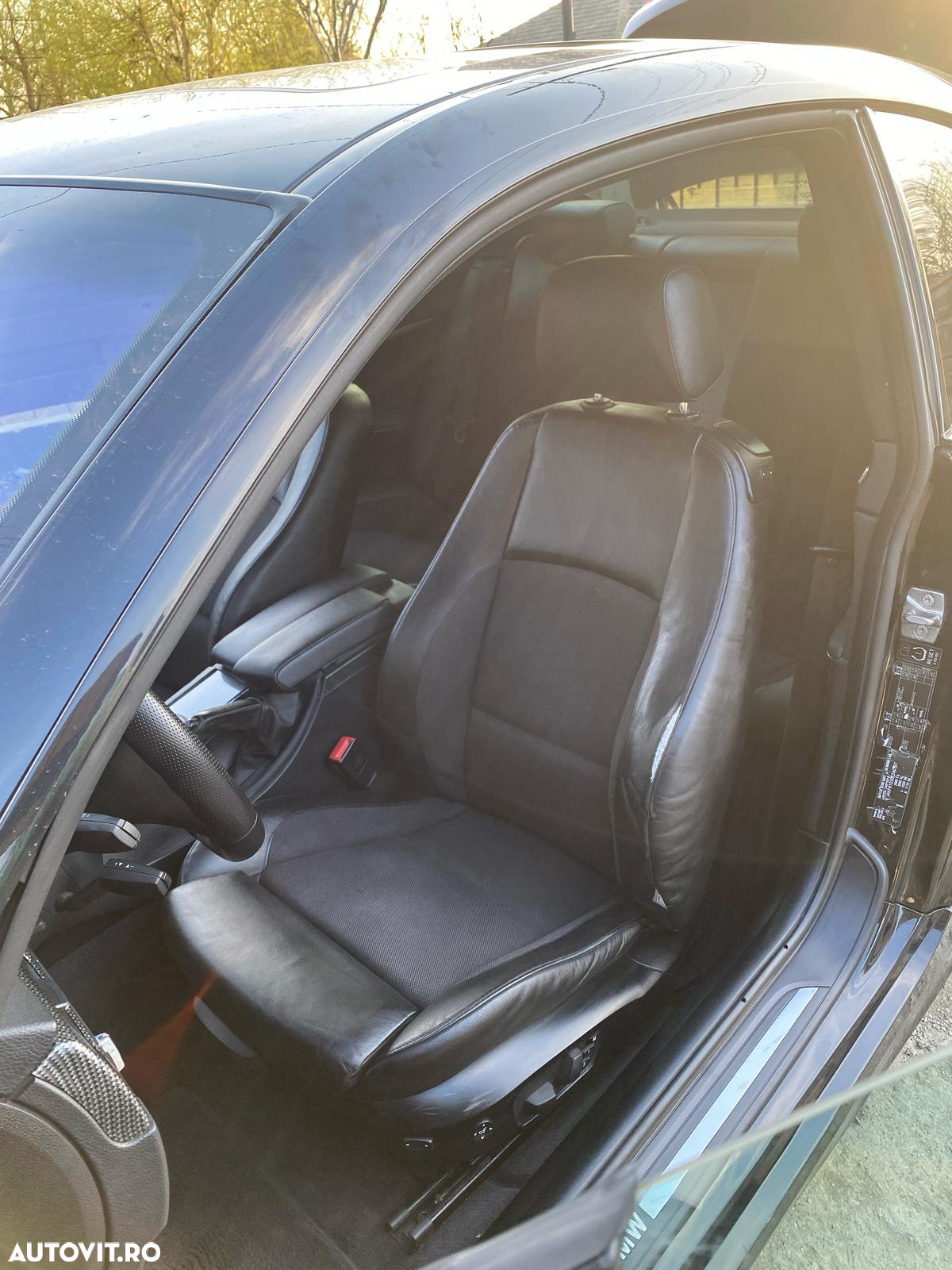 BMW Seria 3 335i xDrive Coupe - 10