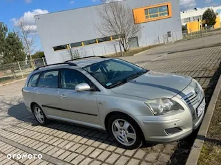 Toyota Avensis - 2
