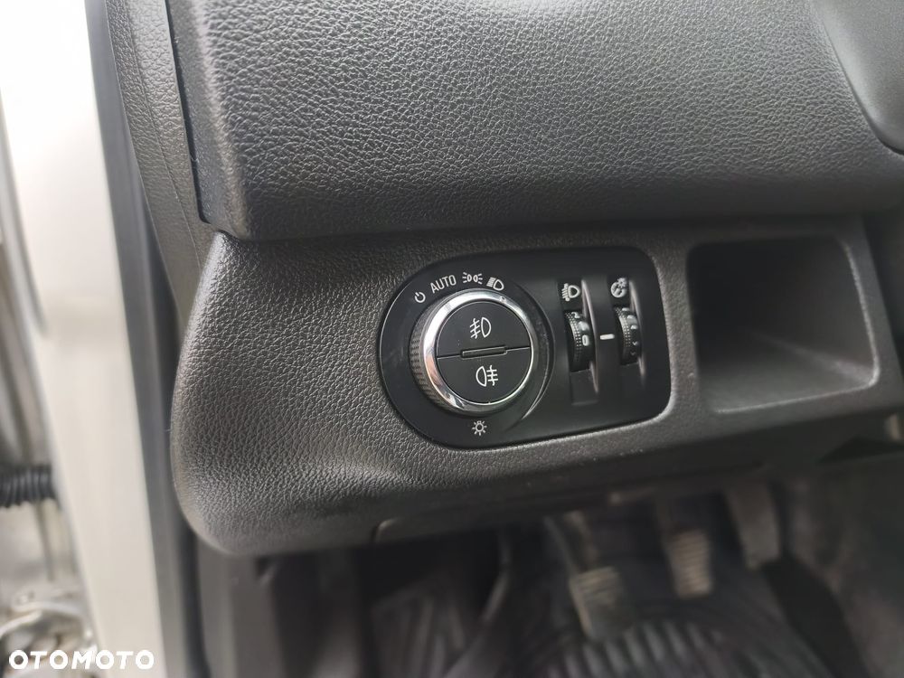 Opel Meriva - 30