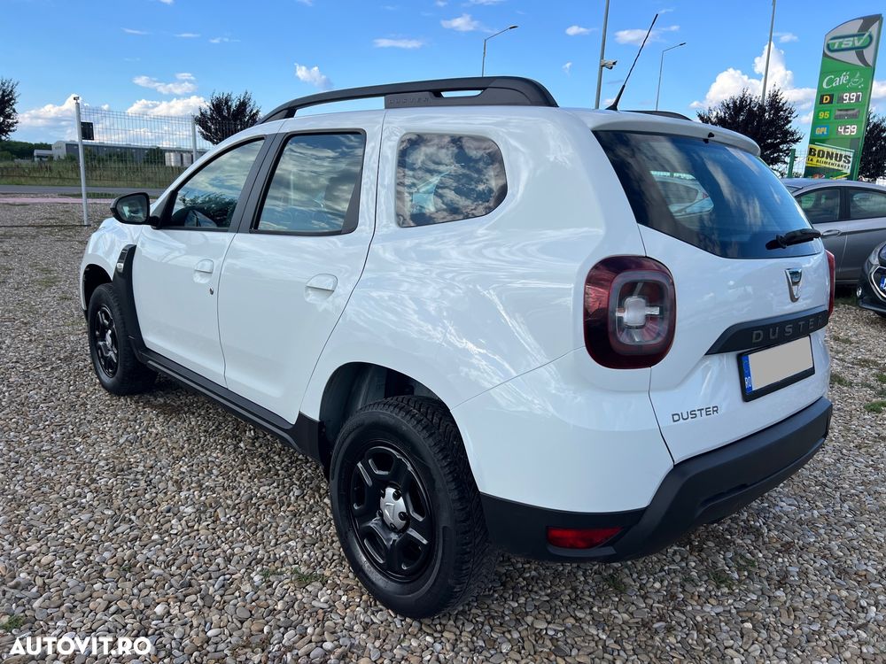 Dacia Duster 1.6 SCe 4WD Essential - 9