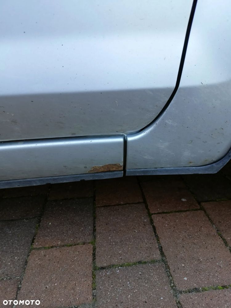 Ford Focus 1.8 FF Ghia - 16