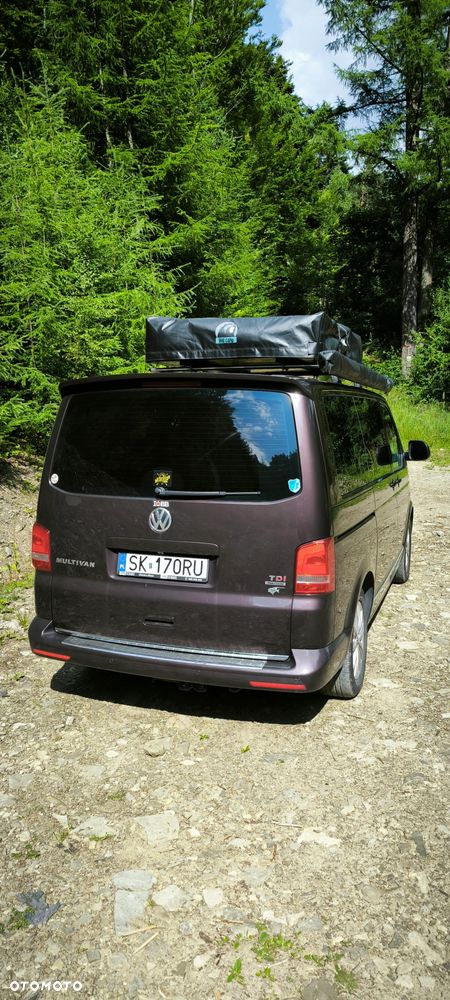 Volkswagen Multivan - 12